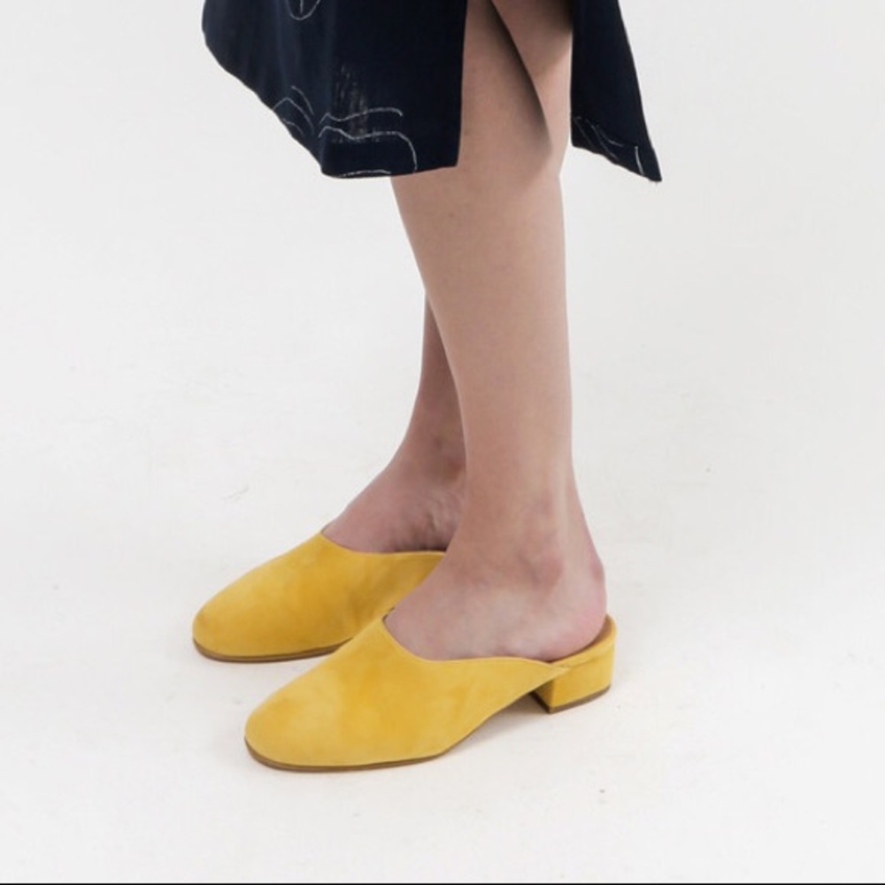 Paloma Wool Pia Mules Slides in Yellow